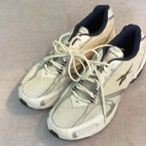 Men’s Reebok shoes